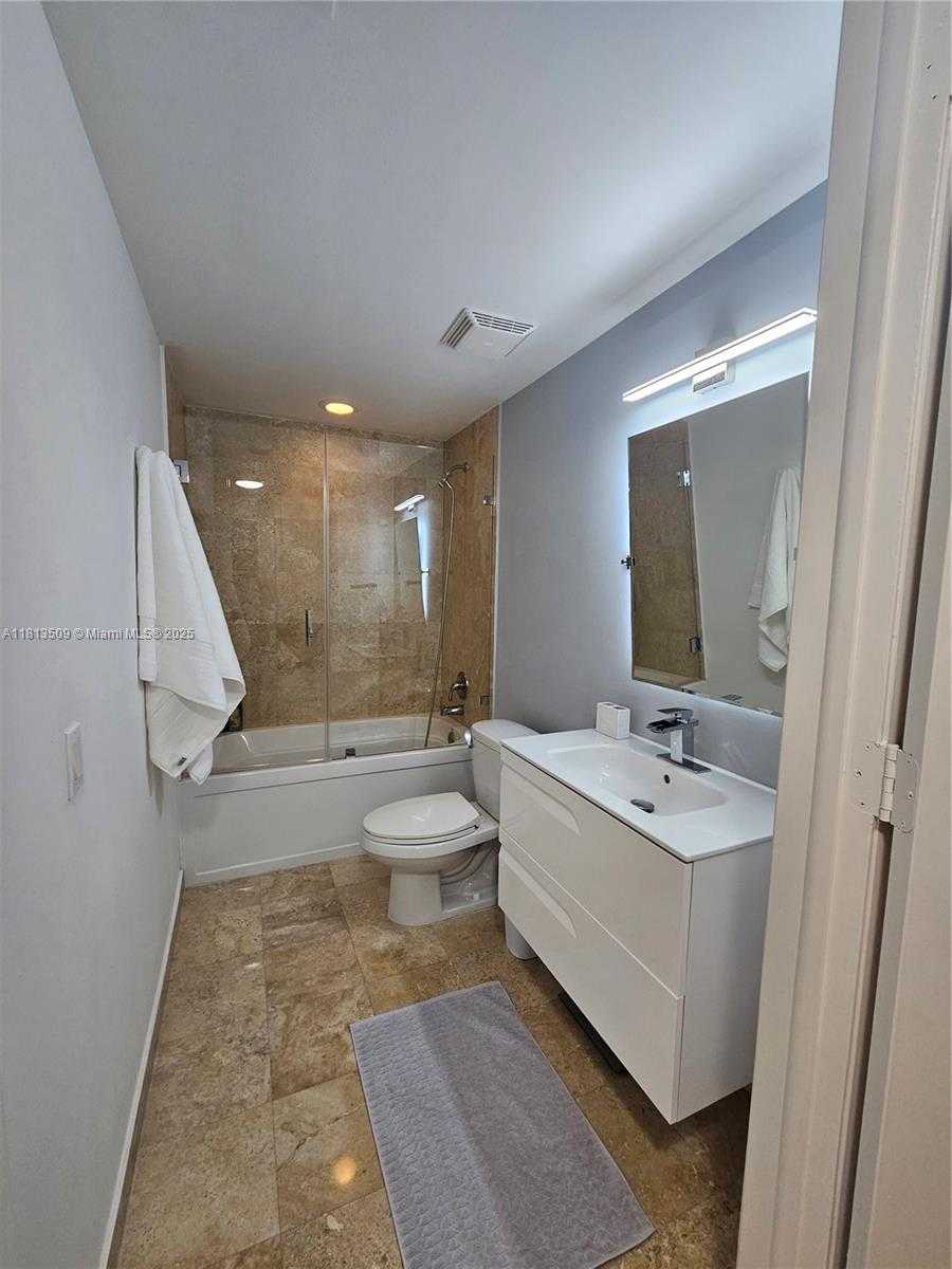 Small Image of 350 SOUTH MIAMI AVE #2714, Miami Number 28