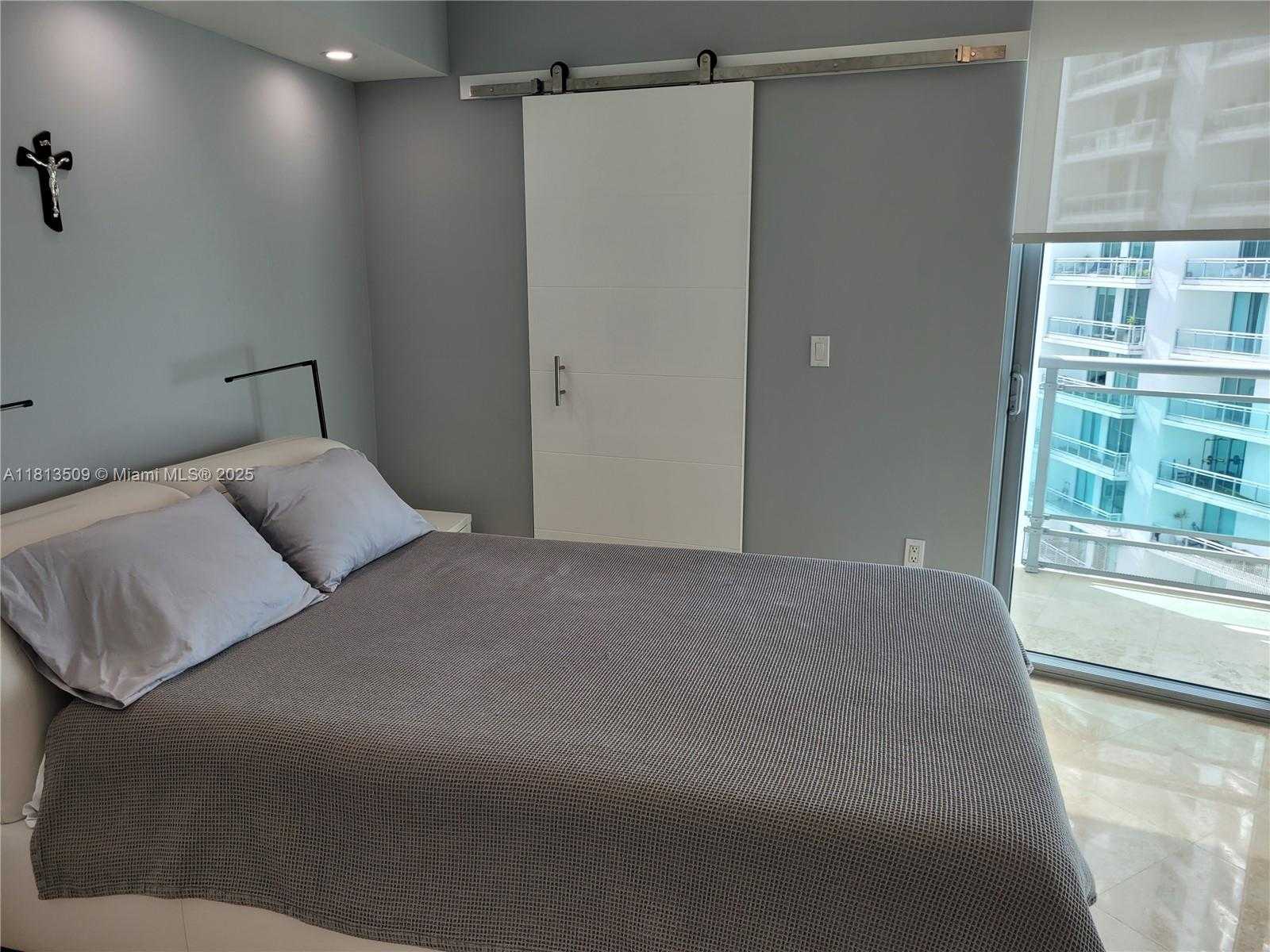 Small Image of 350 SOUTH MIAMI AVE #2714, Miami Number 32
