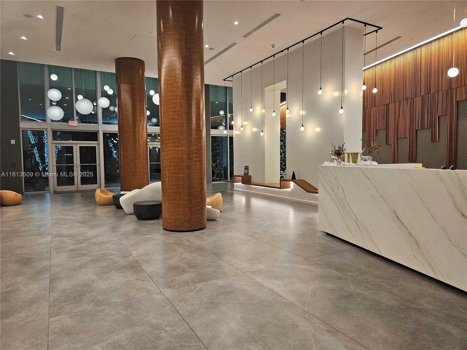 Small Image of 350 SOUTH MIAMI AVE #2714, Miami Number 59