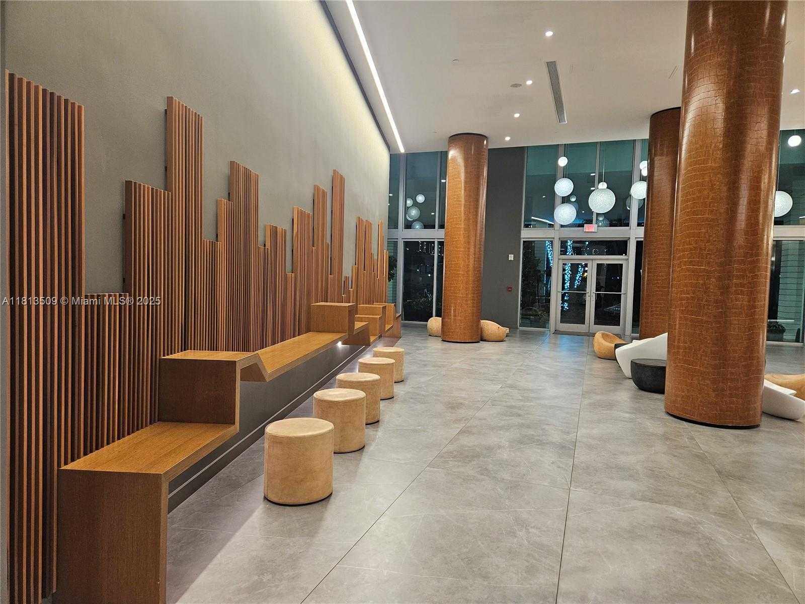 Small Image of 350 SOUTH MIAMI AVE #2714, Miami Number 60