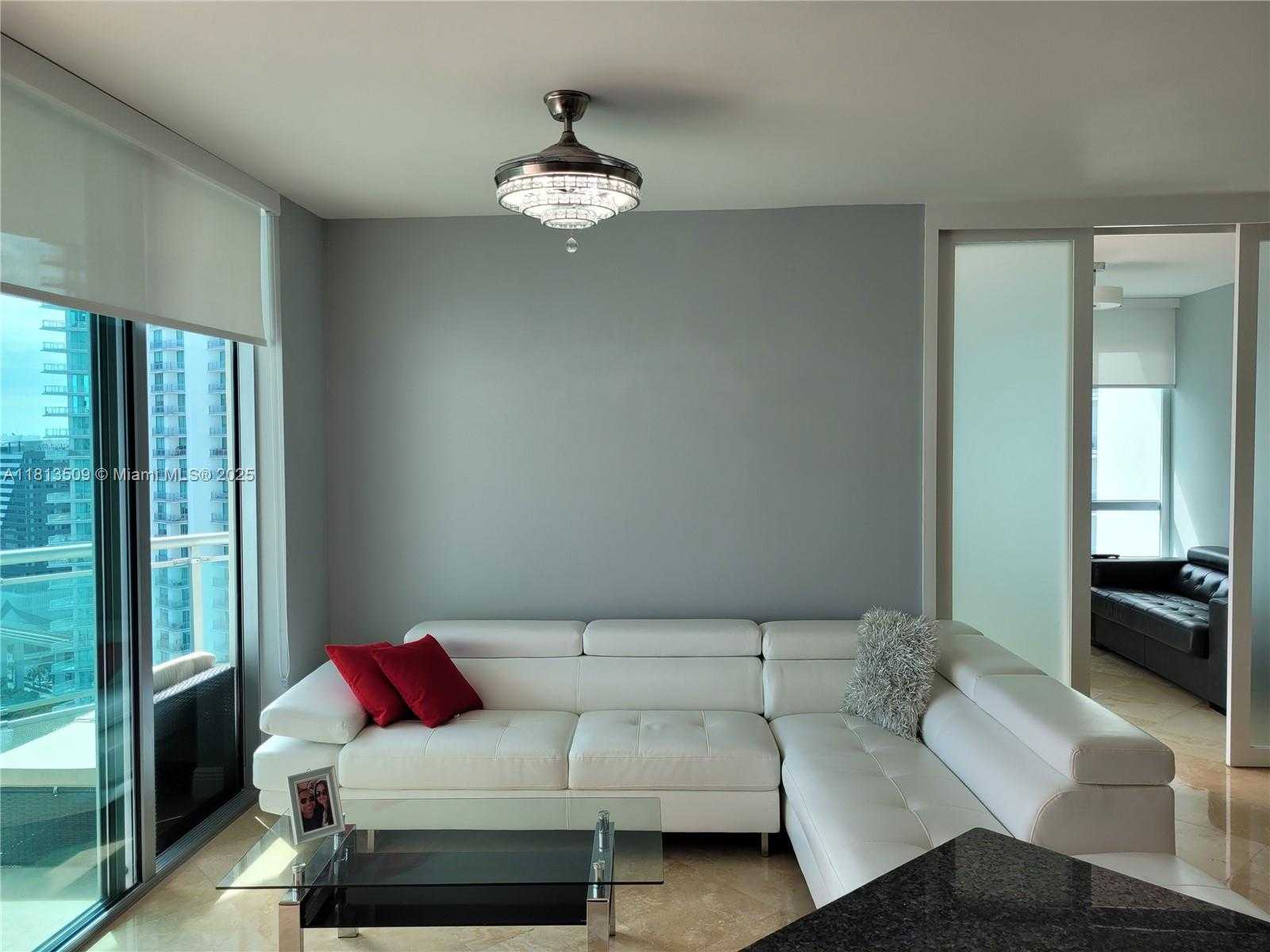 Small Image of 350 SOUTH MIAMI AVE #2714, Miami Number 7