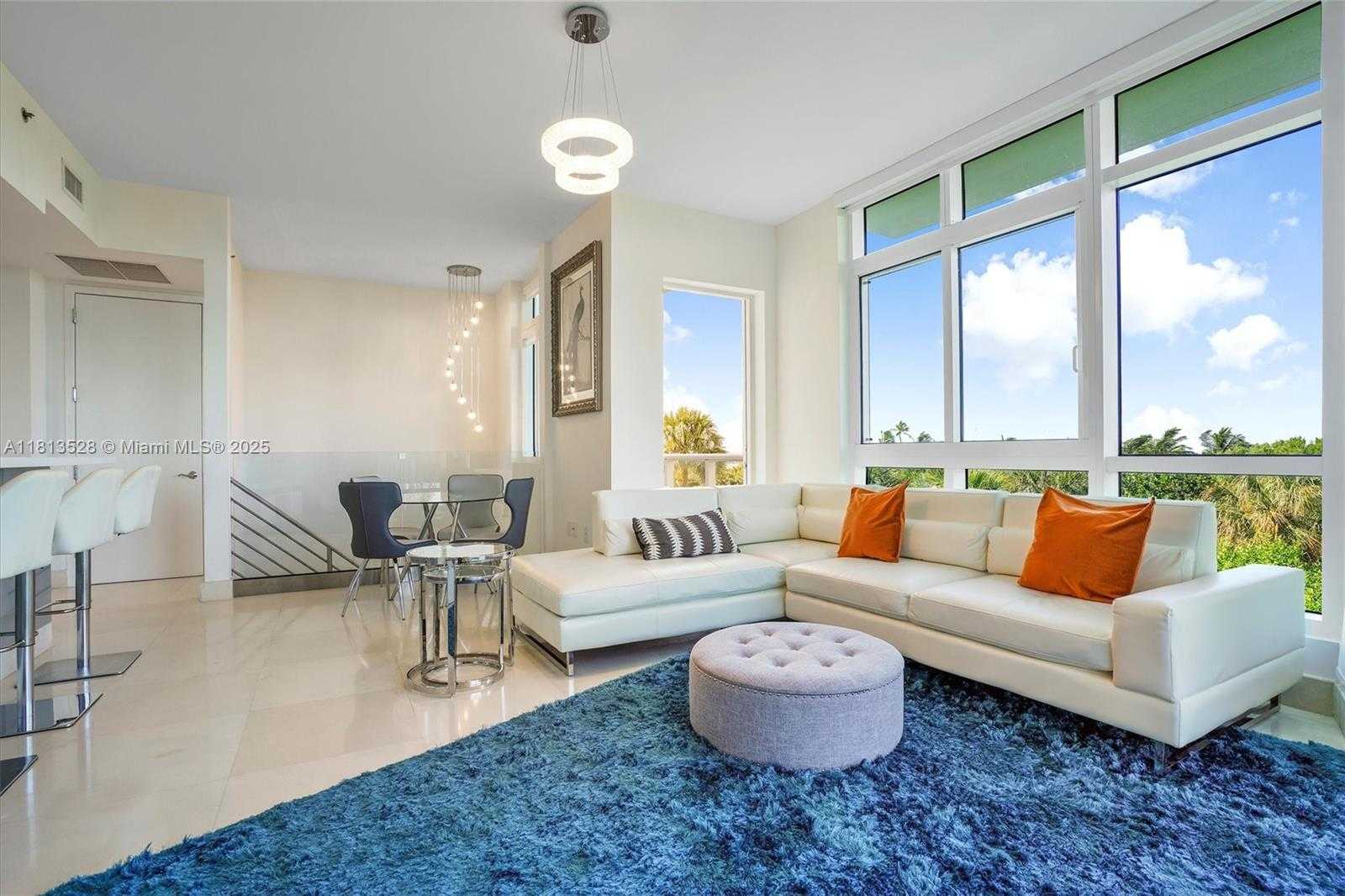 Small Image of 100 SOUTH POINTE DR #TH-15, Miami Beach Number 6