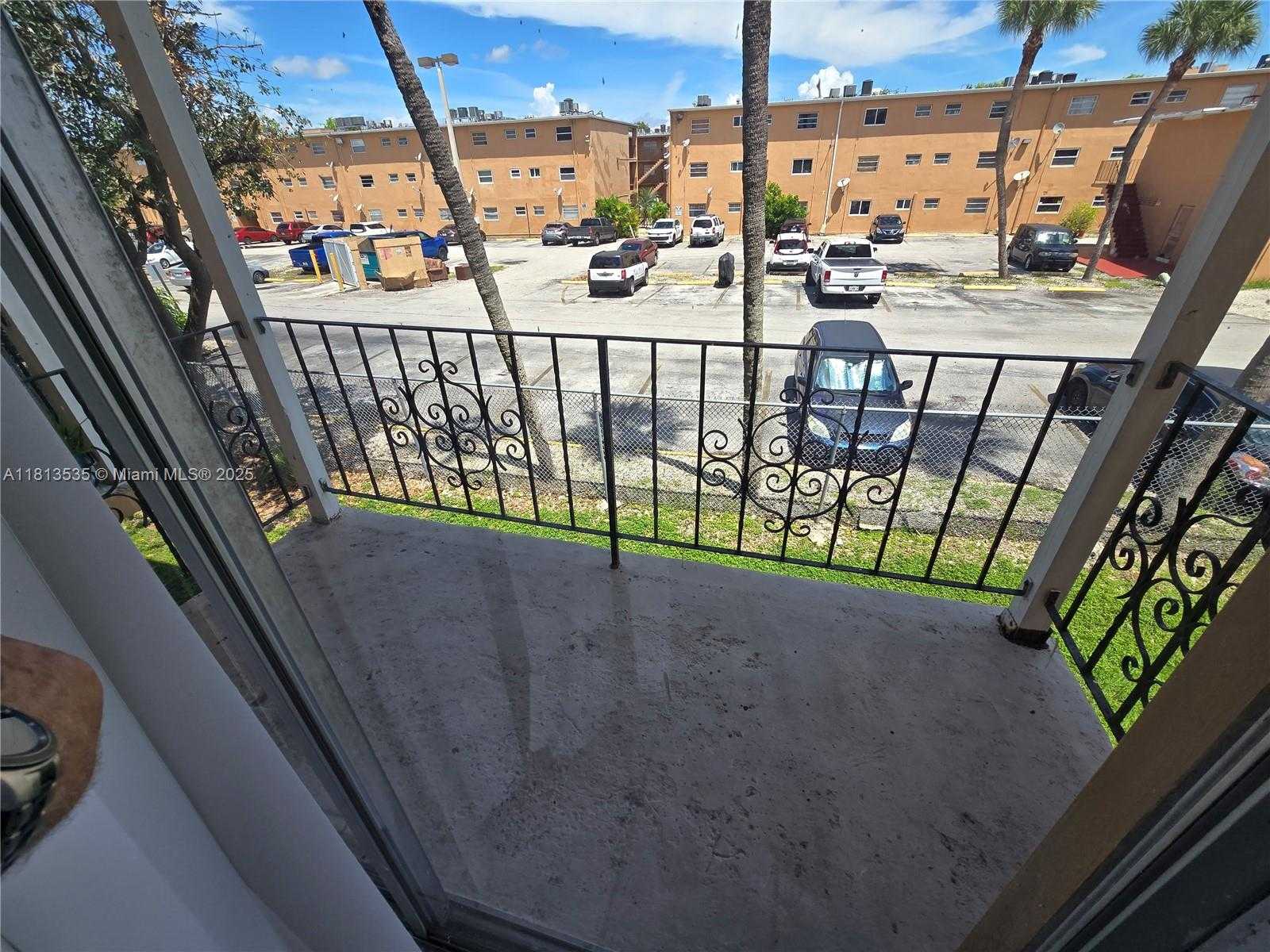 Small Image of 1305 WEST 53 ST #410, Hialeah Number 12