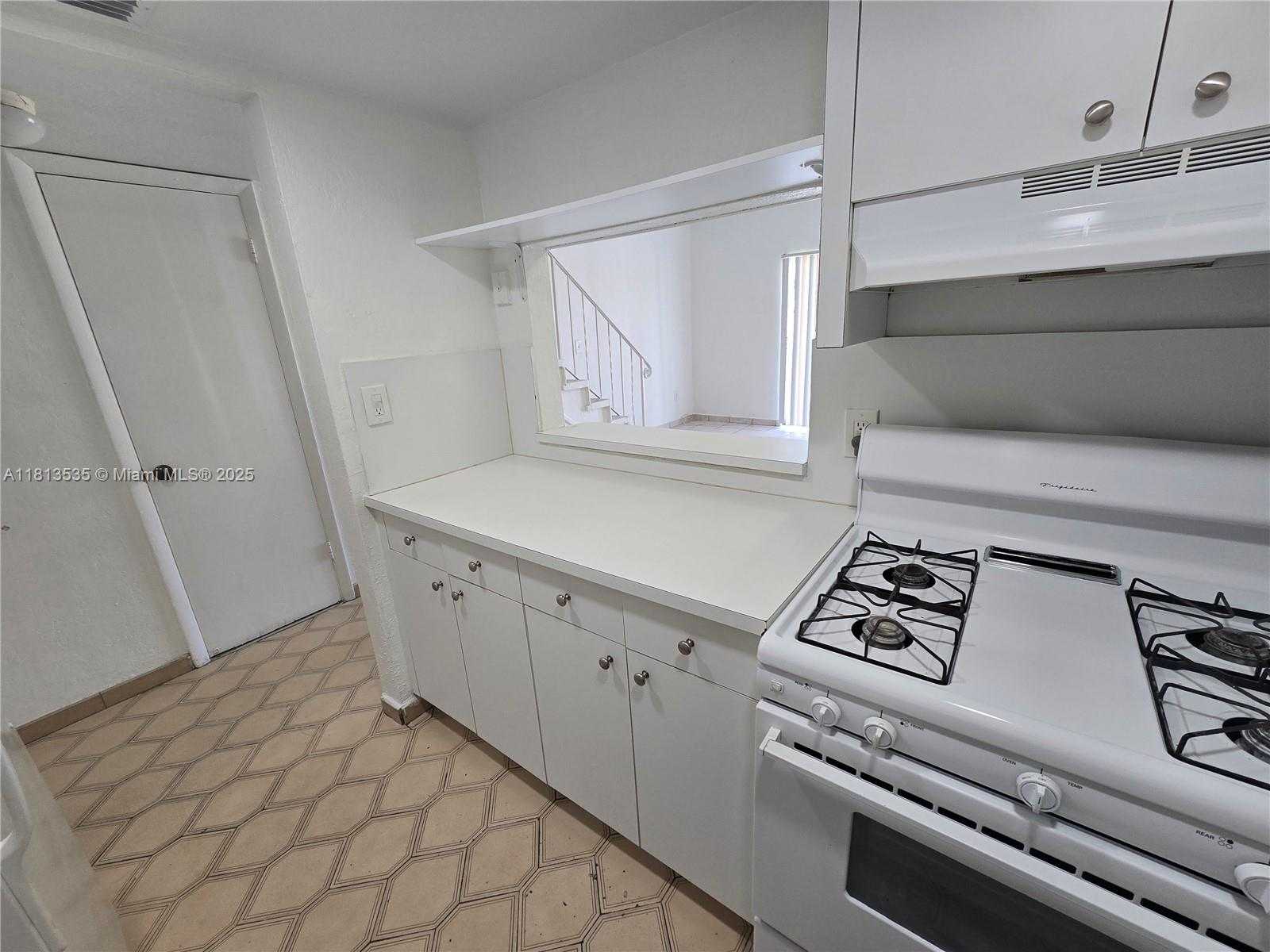 Small Image of 1305 WEST 53 ST #410, Hialeah Number 16
