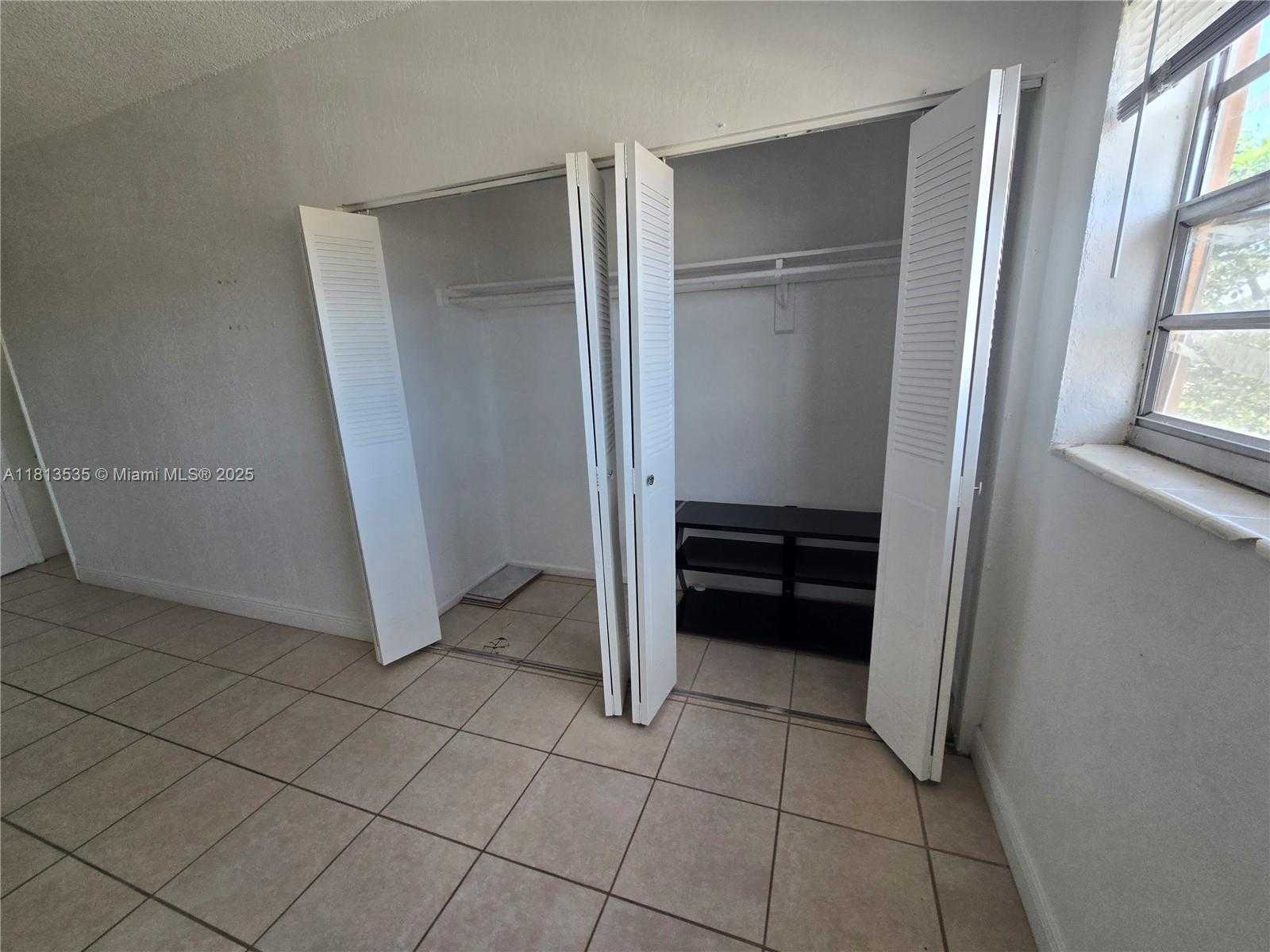 Small Image of 1305 WEST 53 ST #410, Hialeah Number 25