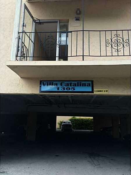 Small Image of 1305 WEST 53 ST #410, Hialeah Number 4