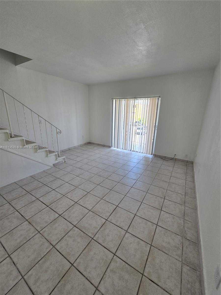 Small Image of 1305 WEST 53 ST #410, Hialeah Number 49