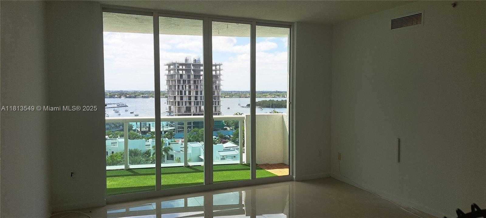 Small Image of 7910 HARBOR ISLAND DR #1001, North Bay Village Number 38