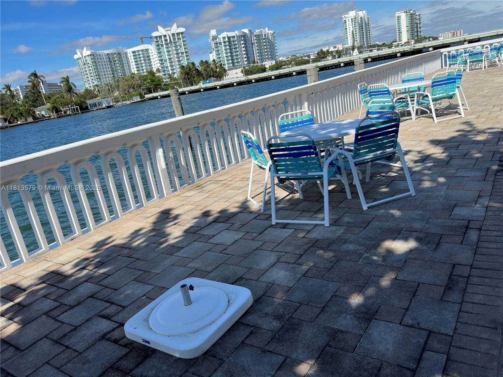 Small Image of 1455 NORTH TREASURE DR #2C, North Bay Village Number 17