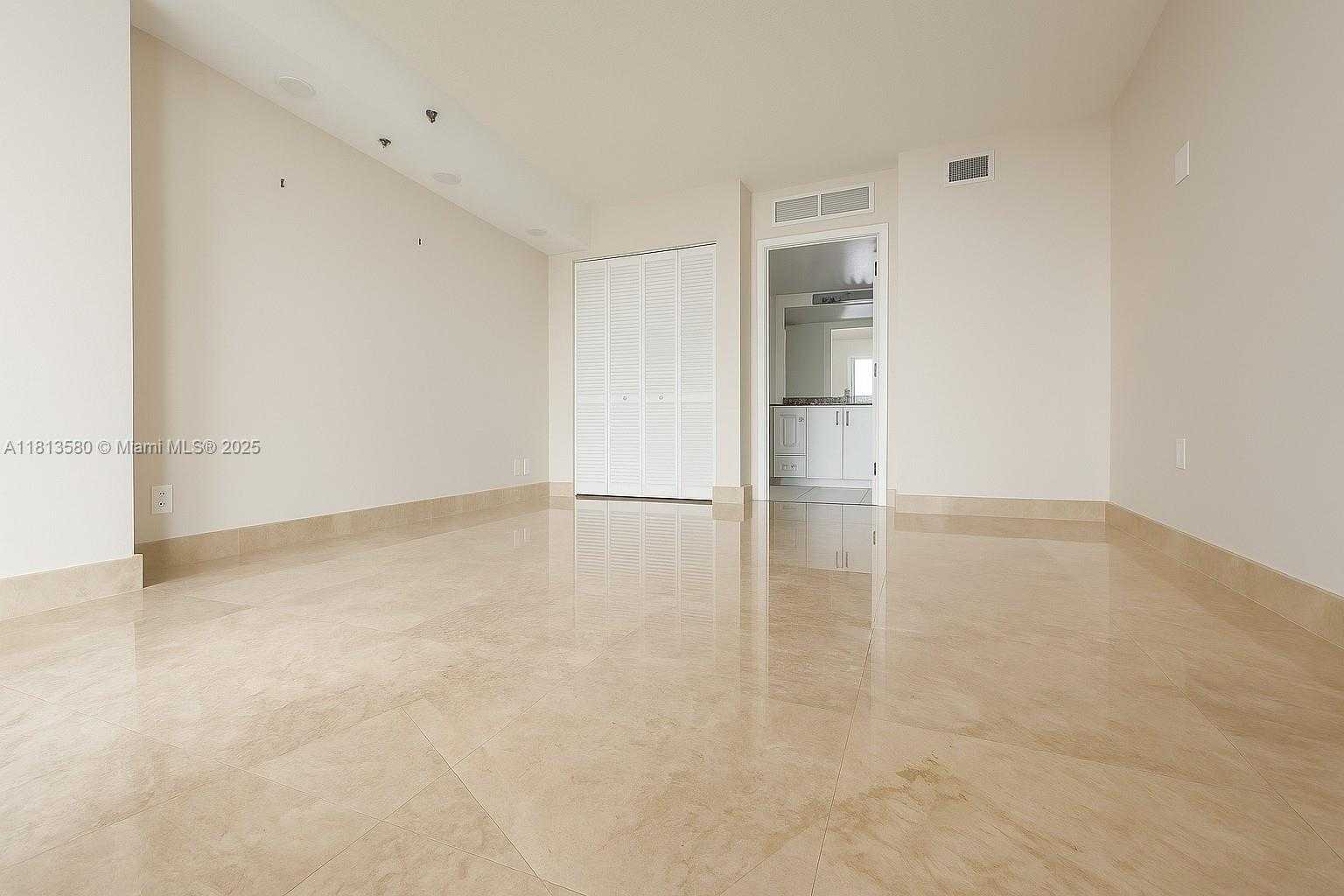 Small Image of 3300 NORTH EAST 191ST ST #1703, Aventura Number 6