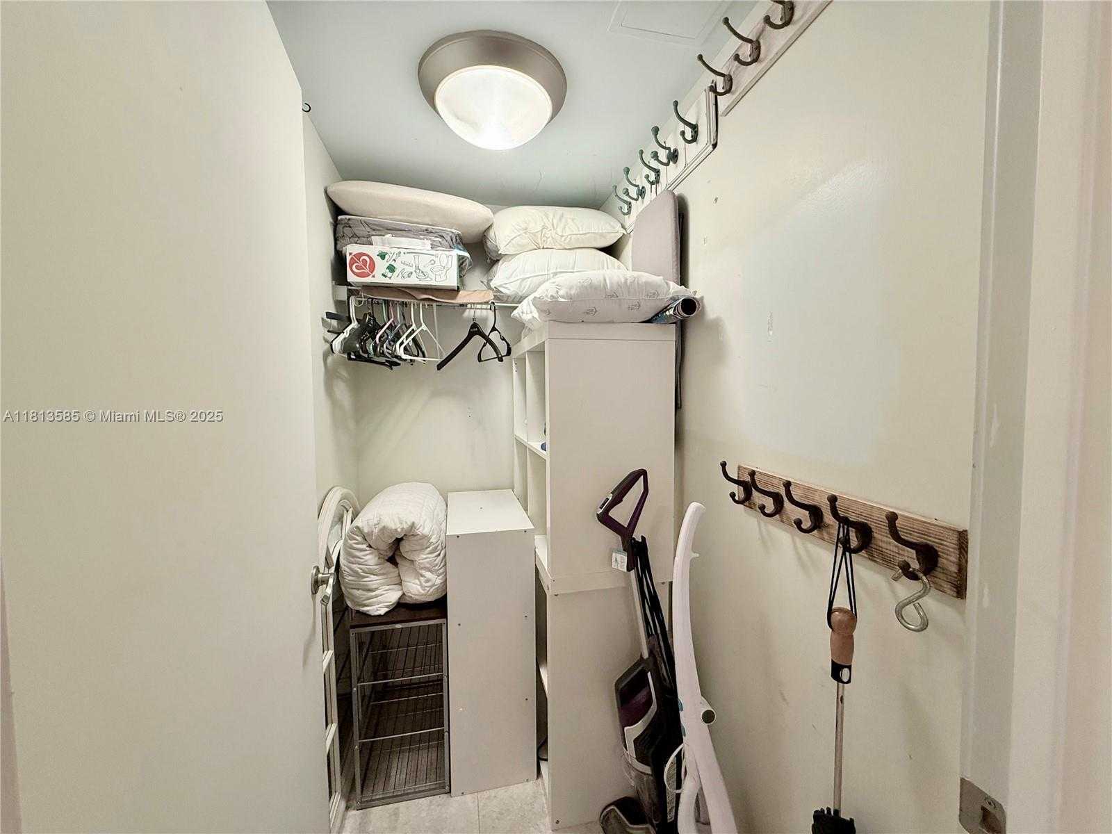 Small Image of 50 BISCAYNE BLVD #914, Miami Number 10