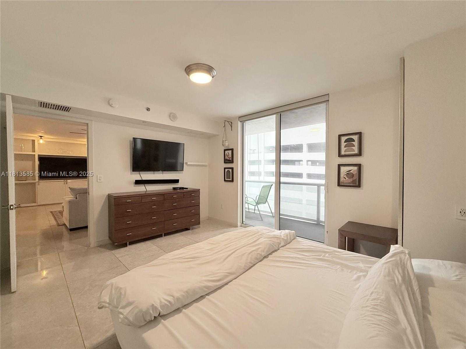 Small Image of 50 BISCAYNE BLVD #914, Miami Number 14