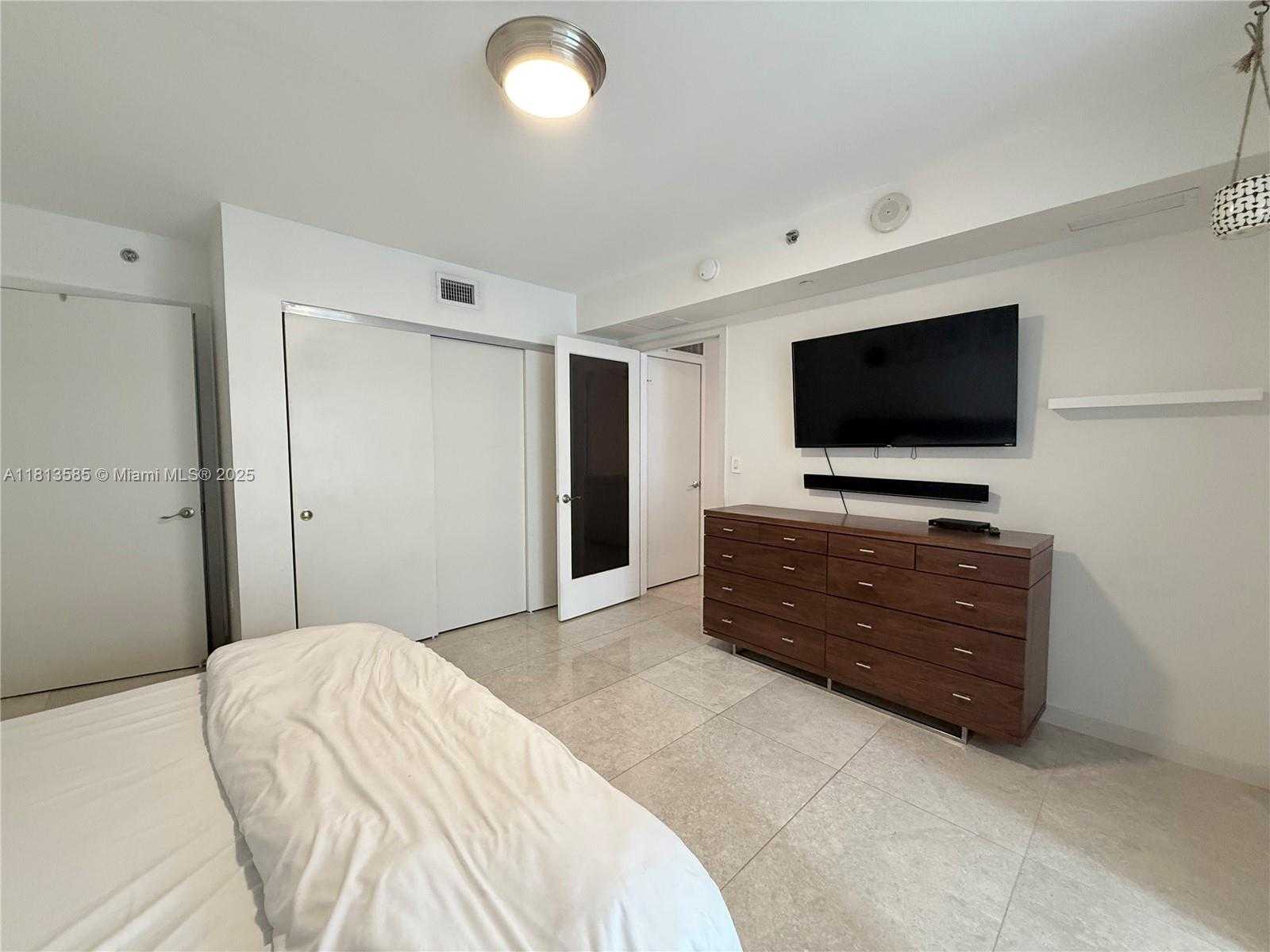 Small Image of 50 BISCAYNE BLVD #914, Miami Number 15