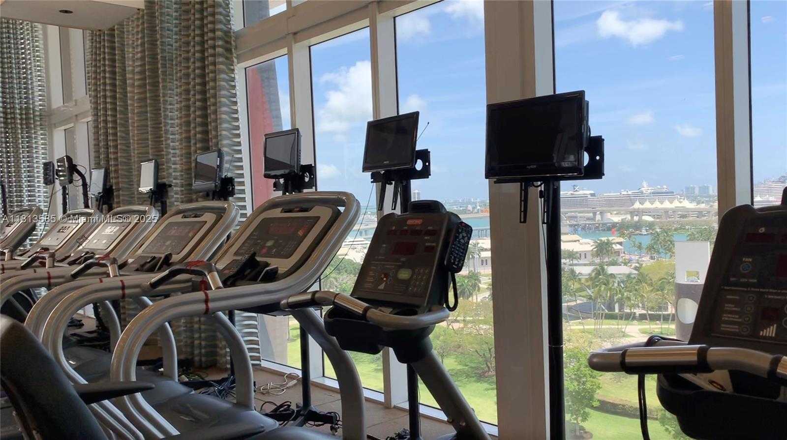 Small Image of 50 BISCAYNE BLVD #914, Miami Number 18