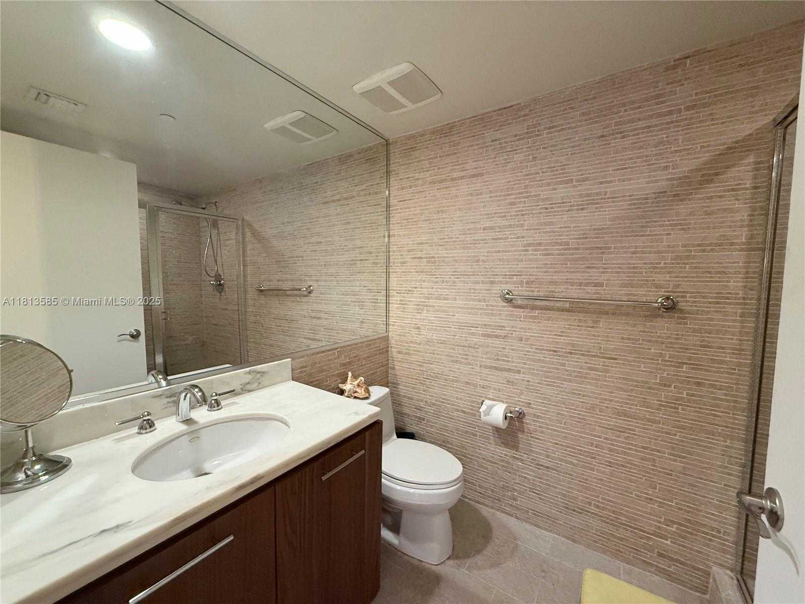 Small Image of 50 BISCAYNE BLVD #914, Miami Number 8