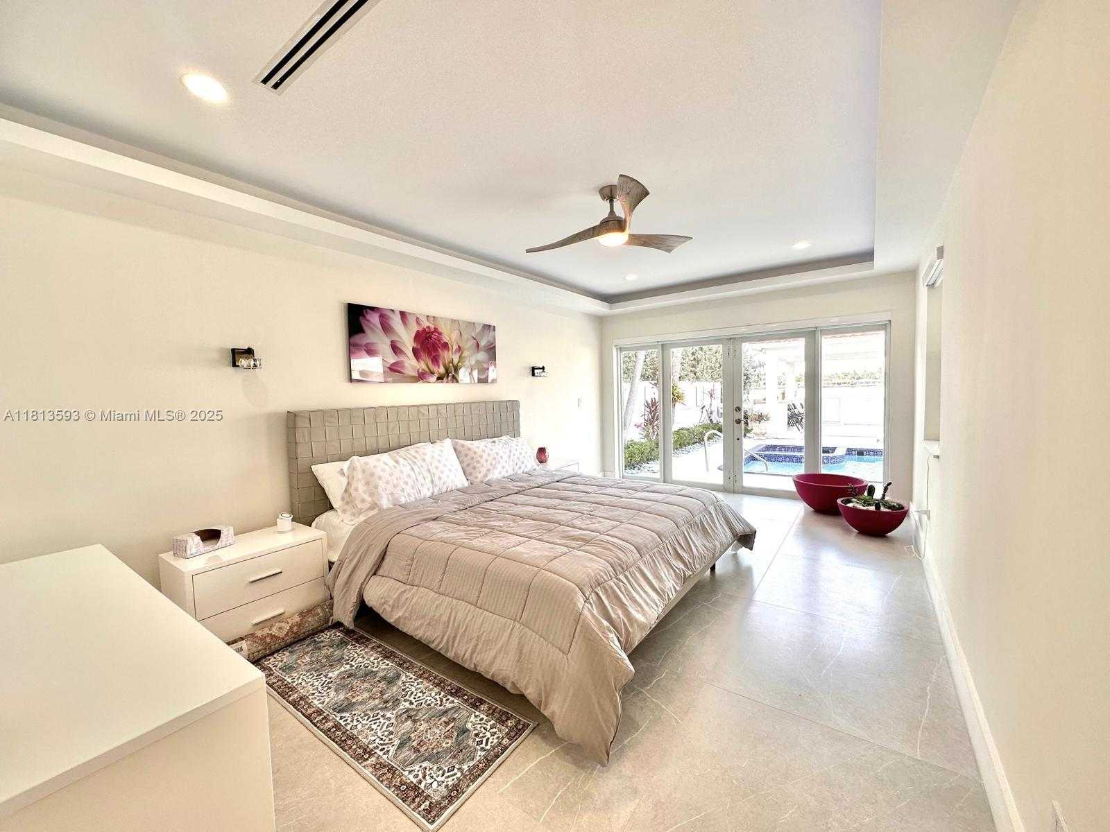 Small Image of 1380 STILLWATER DR, Miami Beach Number 13