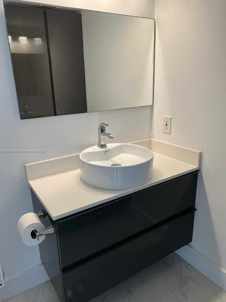 Small Image of 7601 EAST TREASURE DR #1622, North Bay Village Number 25