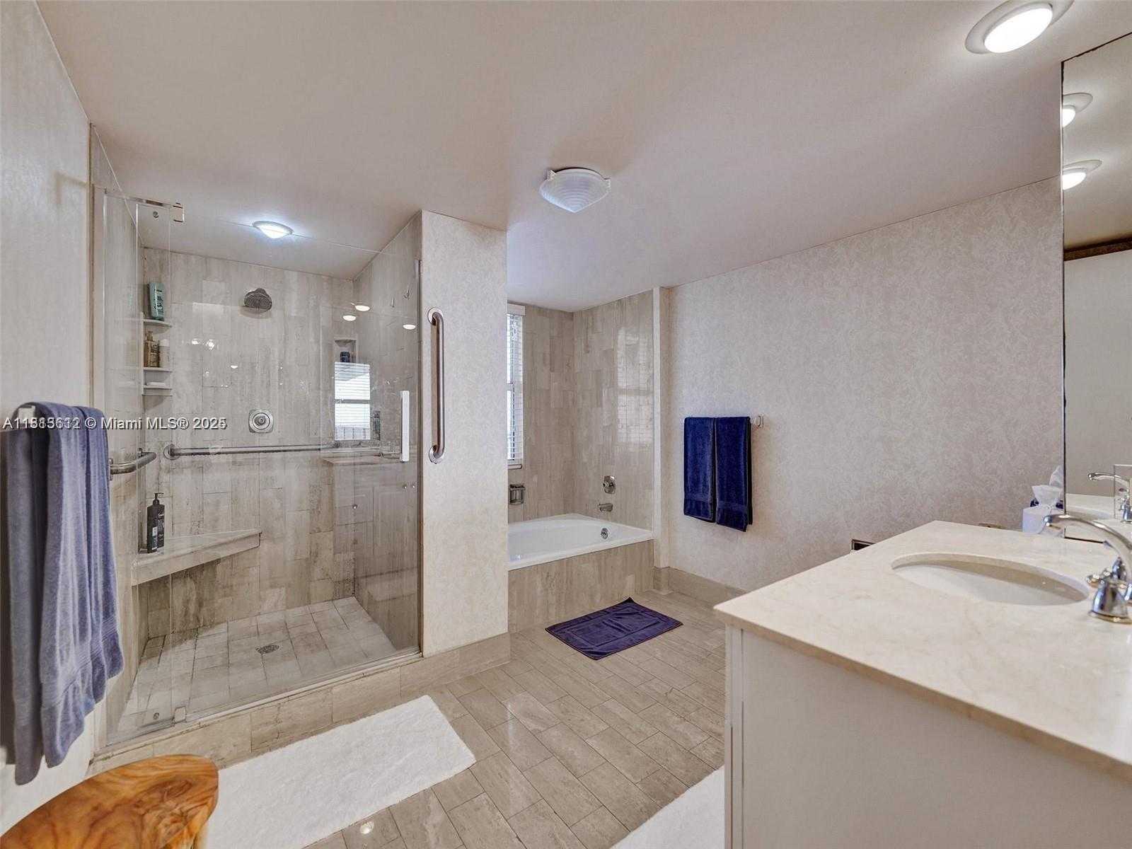 Small Image of 1800 SOUTH OCEAN BLVD #PH1507, Lauderdale By The Sea Number 18