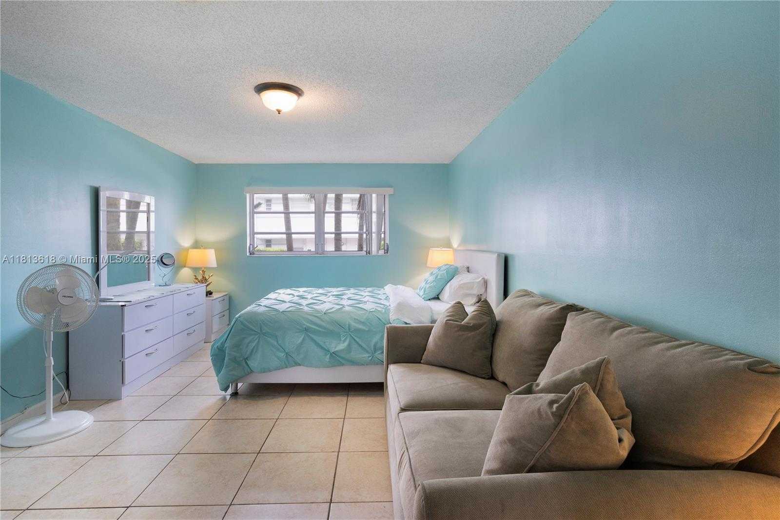 Small Image of 855 EUCLID AVE #10X, Miami Beach Number 12