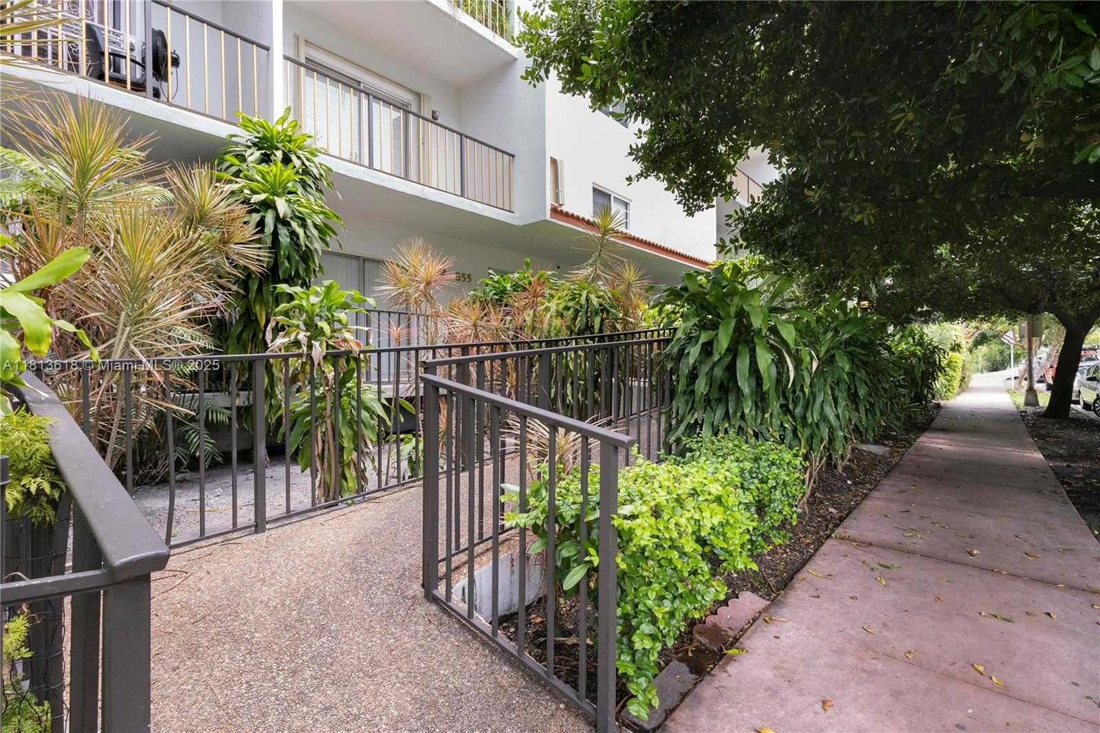 Small Image of 855 EUCLID AVE #10X, Miami Beach Number 16