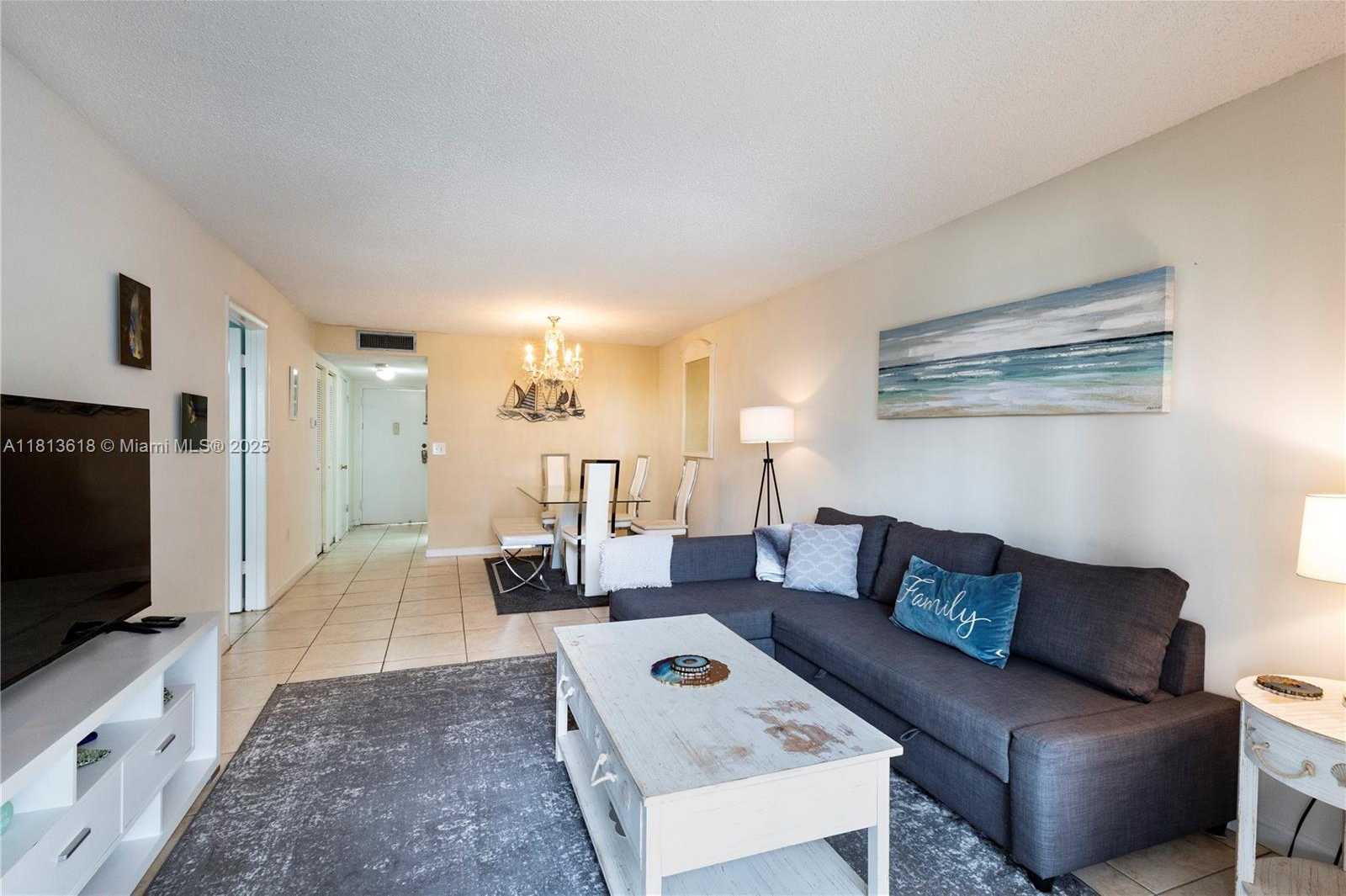 Small Image of 855 EUCLID AVE #10X, Miami Beach Number 5