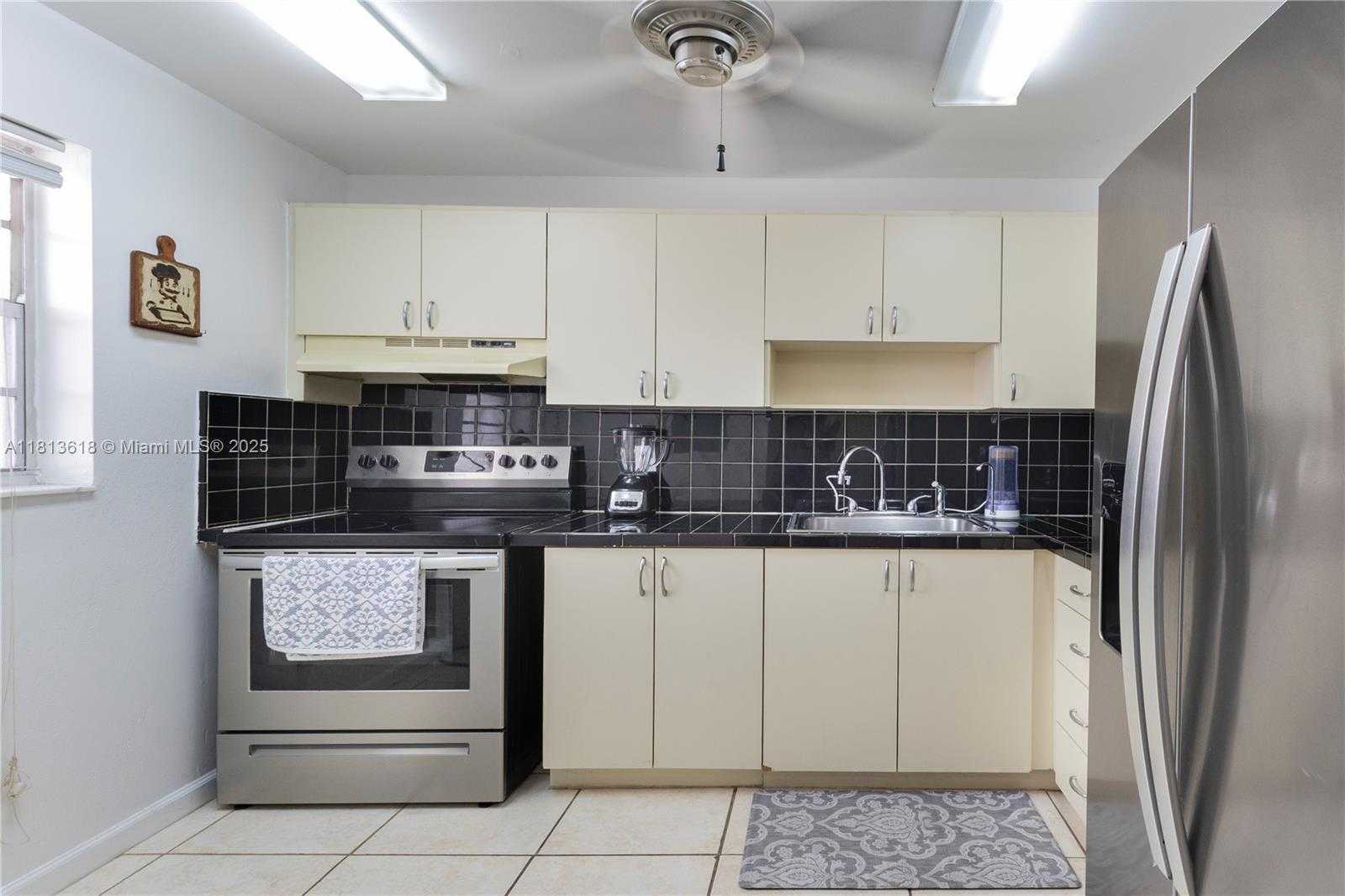 Small Image of 855 EUCLID AVE #10X, Miami Beach Number 9