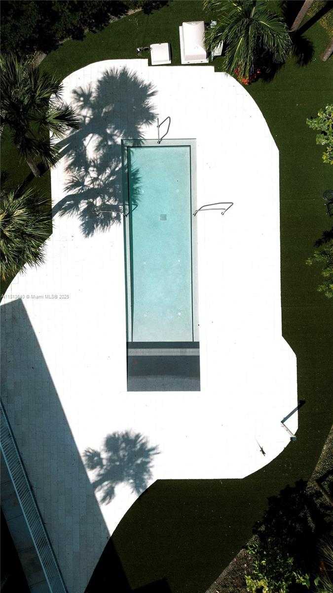Small Image of 291 BAL BAY DRIVE #405, Bal Harbour Number 13