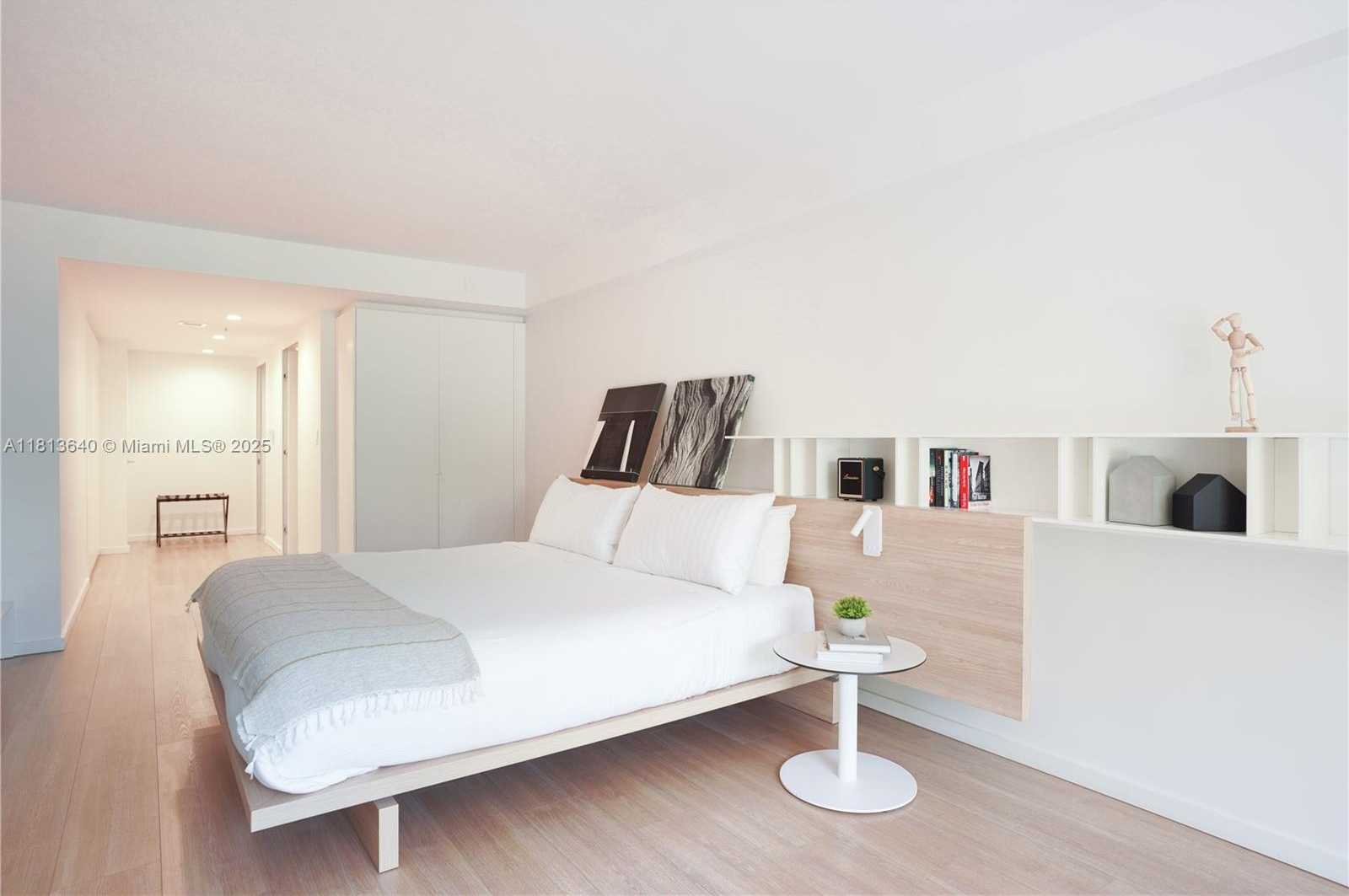 Small Image of 291 BAL BAY DRIVE #405, Bal Harbour Number 6