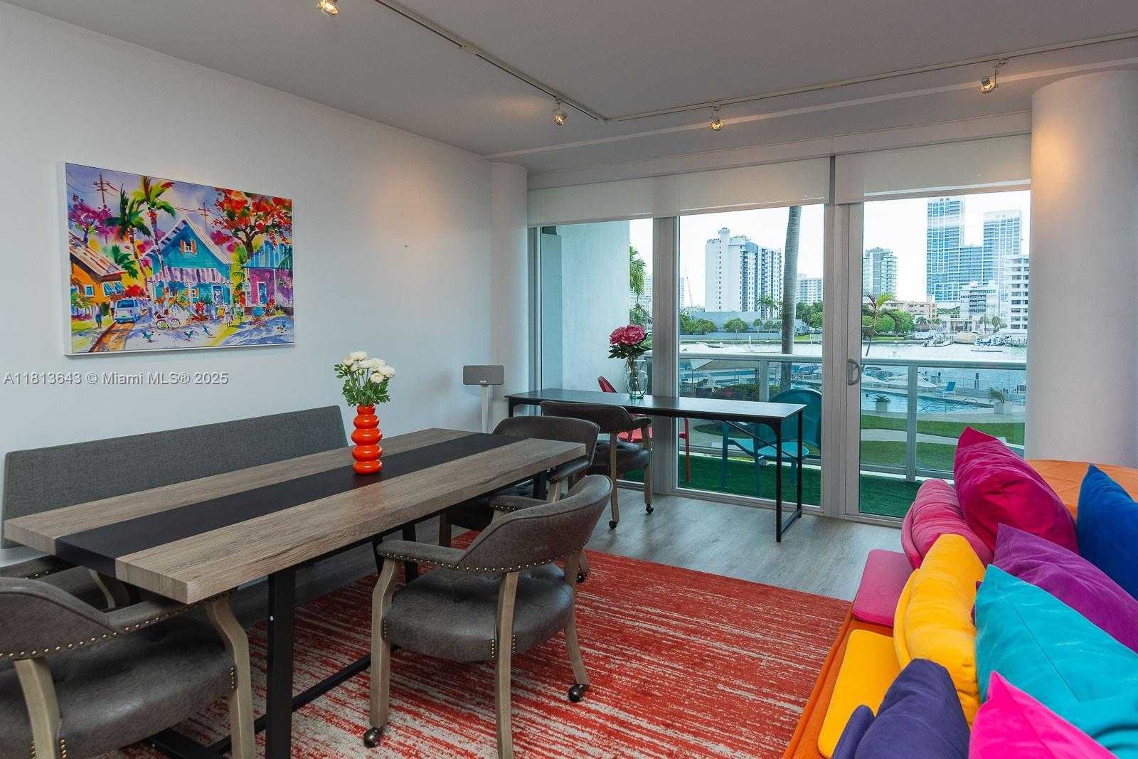 Small Image of 900 BAY DR #224, Miami Beach Number 4