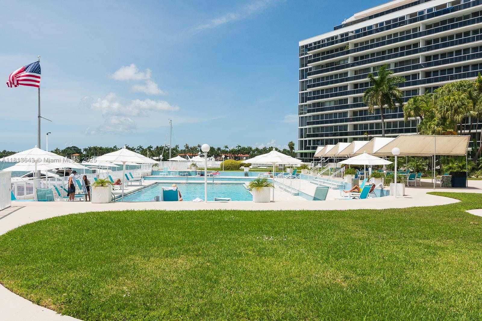 Small Image of 900 BAY DR #224, Miami Beach Number 51