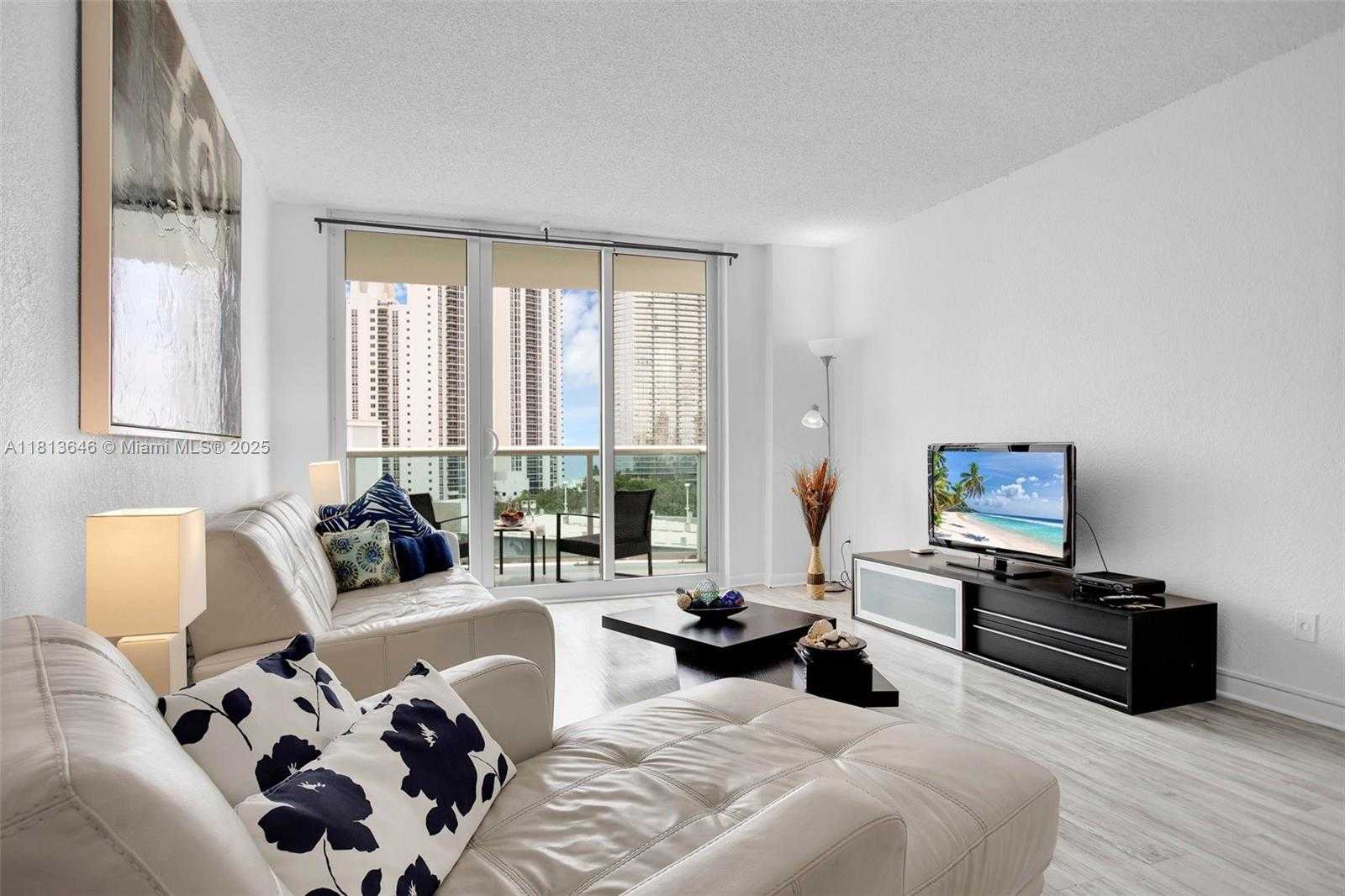 Small Image of 19370 COLLINS AVE #1125, Sunny Isles Beach Number 5