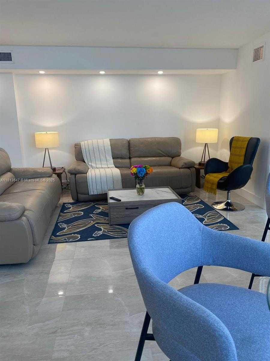 Small Image of 825 BRICKELL BAY DR #1244, Miami Number 10