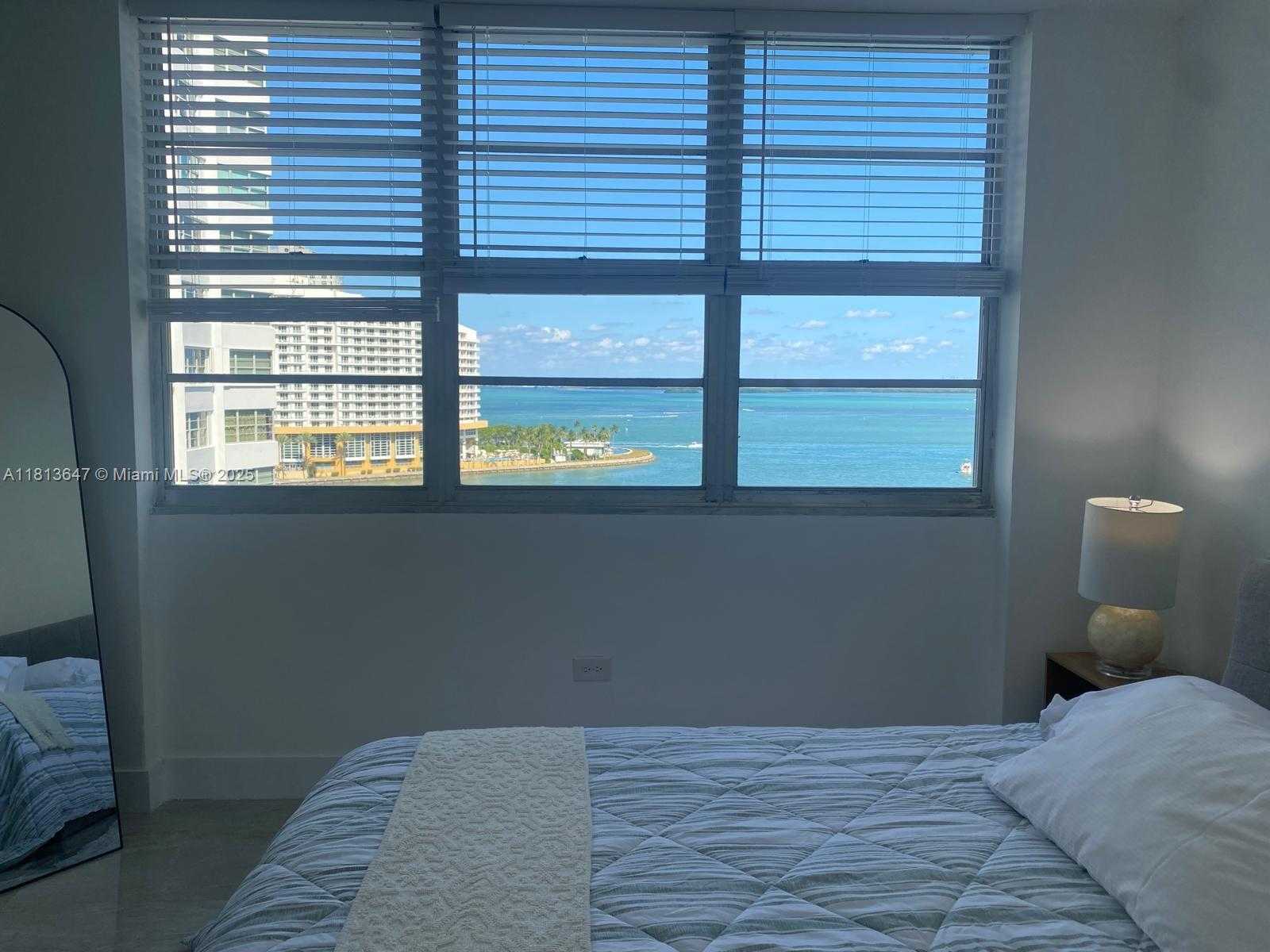 Small Image of 825 BRICKELL BAY DR #1244, Miami Number 19