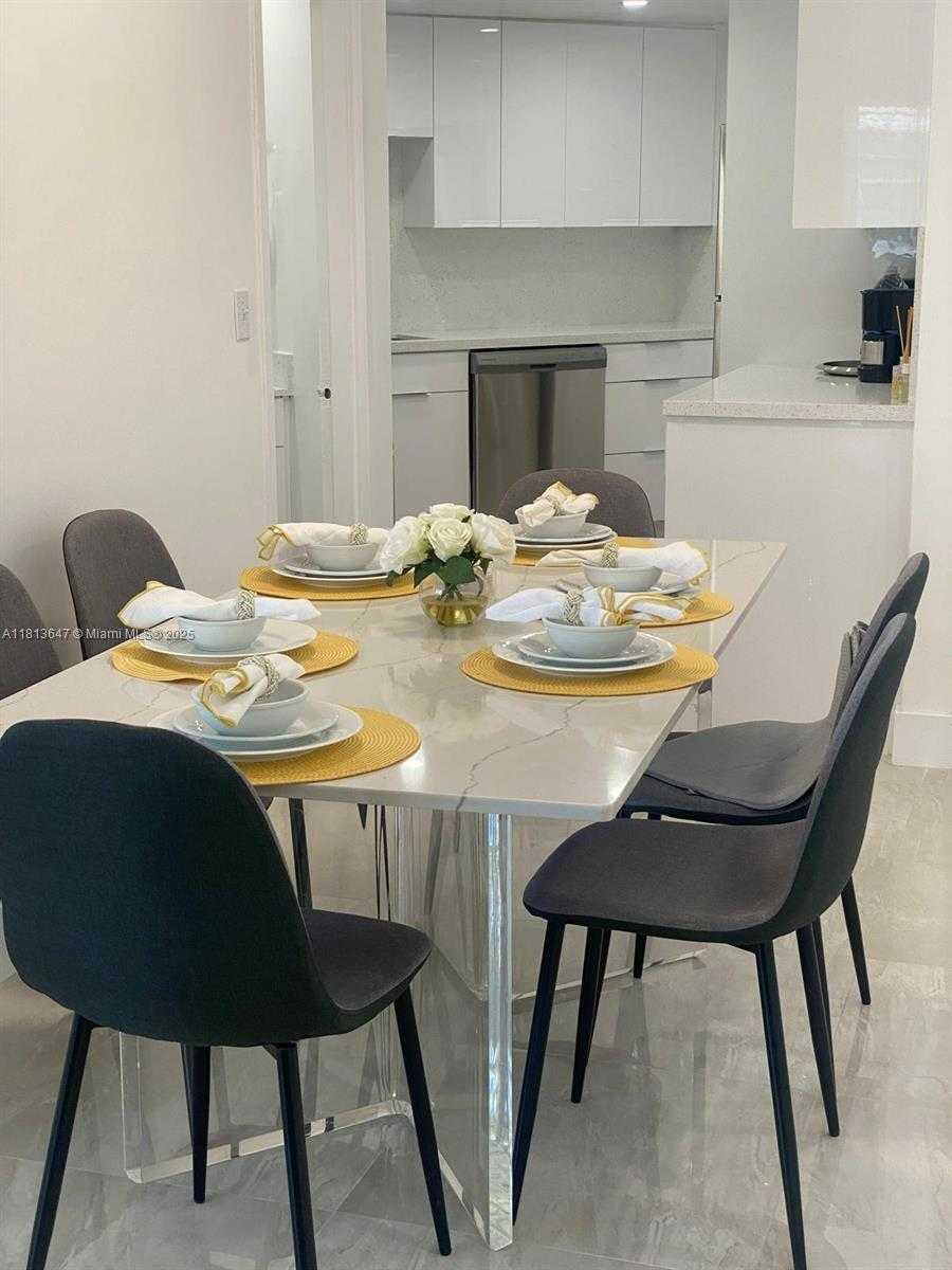Small Image of 825 BRICKELL BAY DR #1244, Miami Number 23