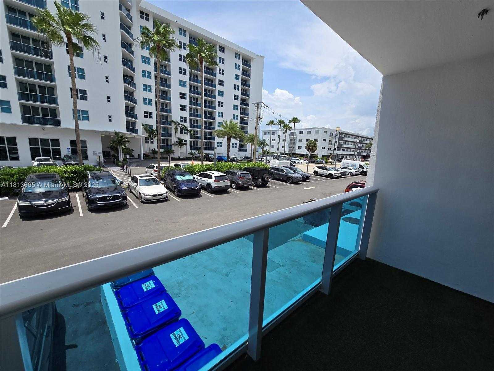 Small Image of 7501 EAST TREASURE DR #1A, North Bay Village Number 31