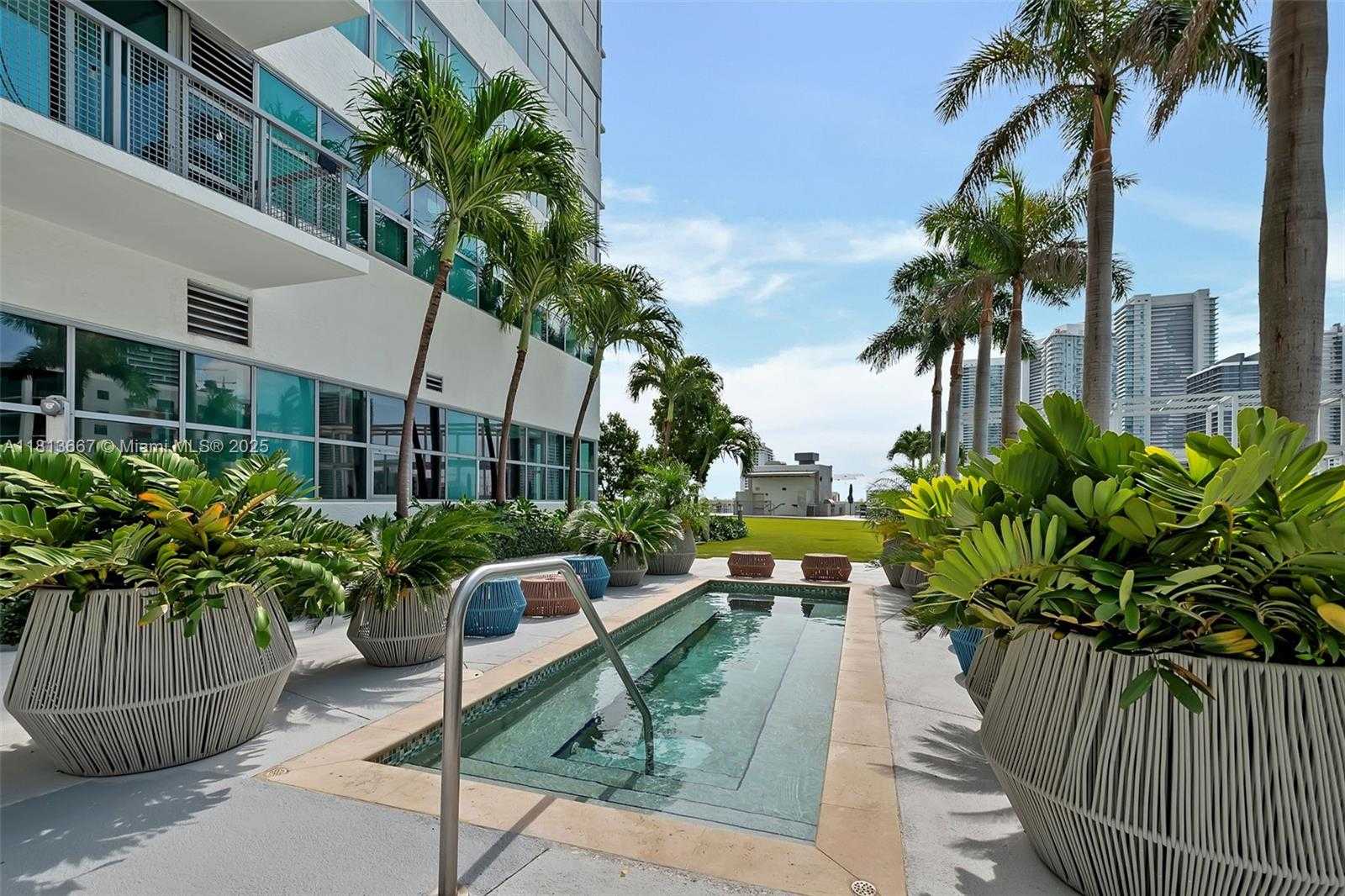 Small Image of 3301 NORTH EAST 1ST AVE #H1511, Miami Number 19