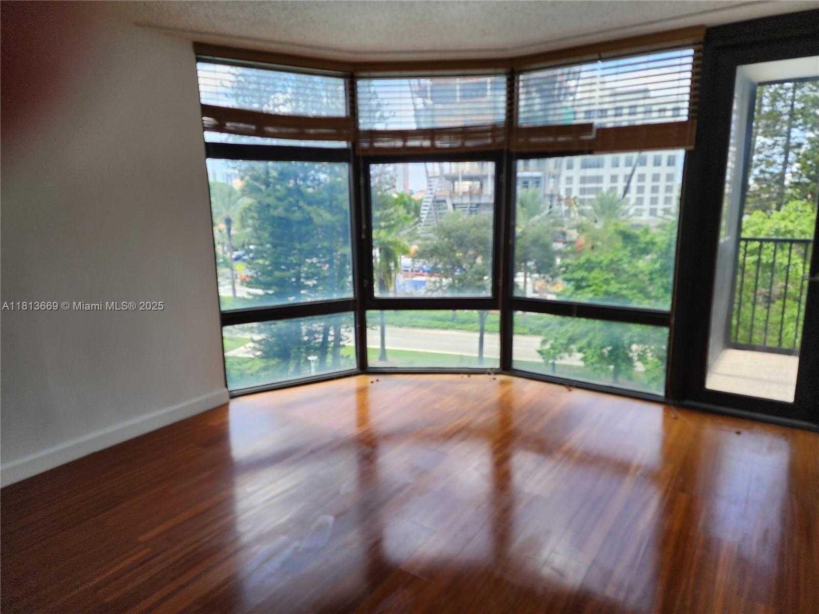 Small Image of 20100 WEST COUNTRY CLUB DR #508, Aventura Number 20
