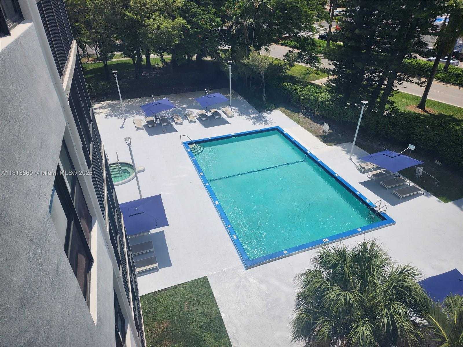 Small Image of 20100 WEST COUNTRY CLUB DR #508, Aventura Number 27