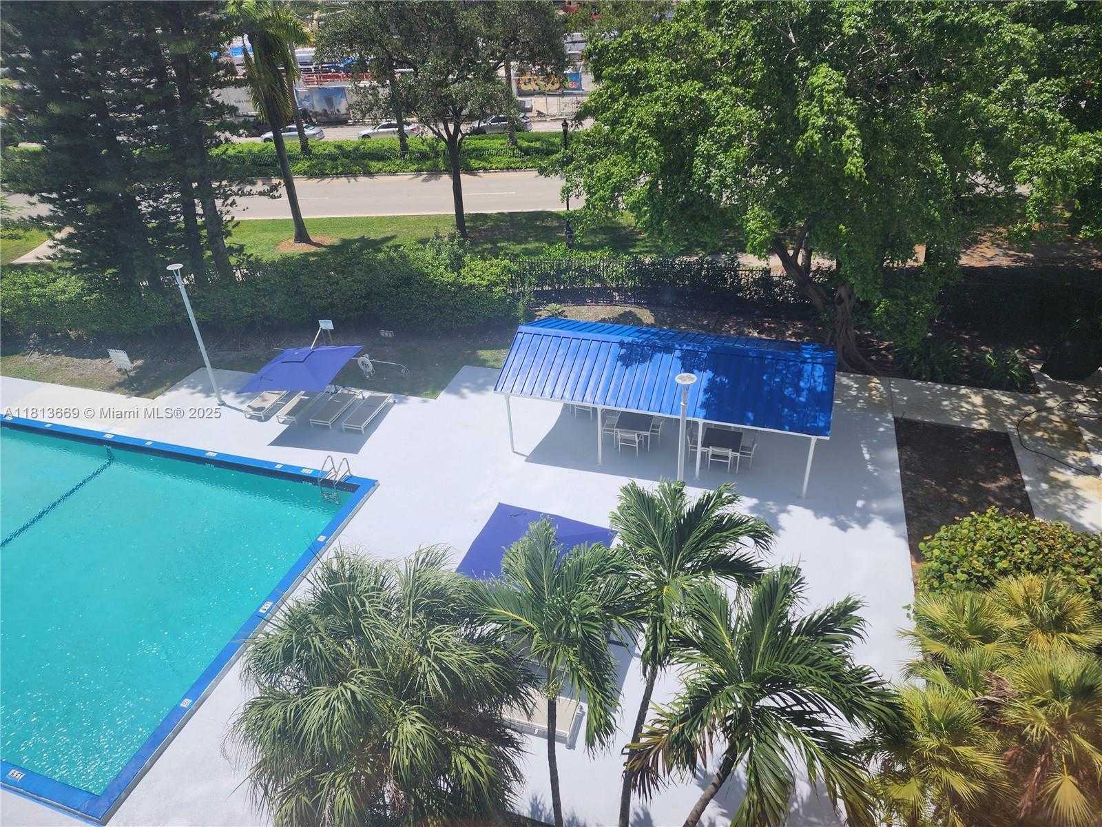 Small Image of 20100 WEST COUNTRY CLUB DR #508, Aventura Number 28