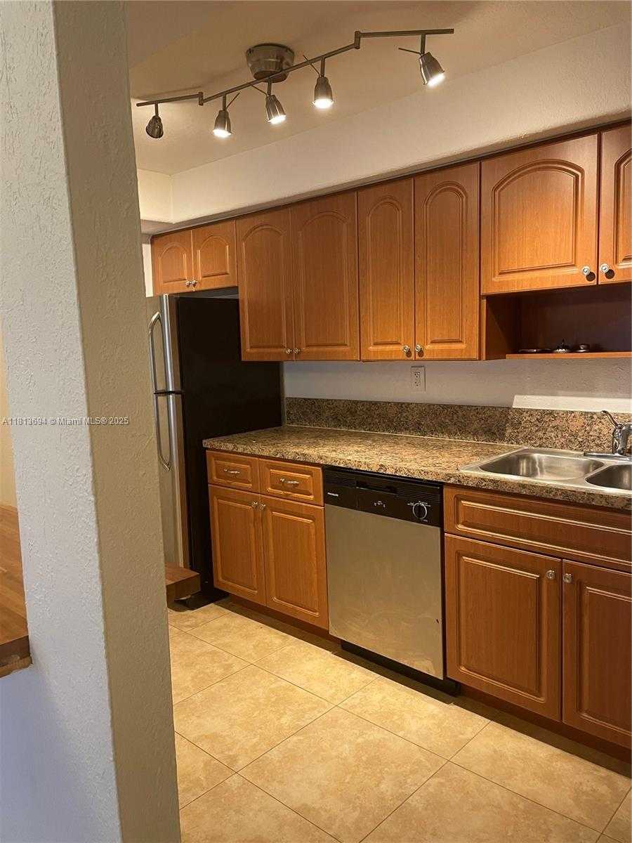 Small Image of 7907 SOUTH WEST 104TH ST #203H, Miami Number 4
