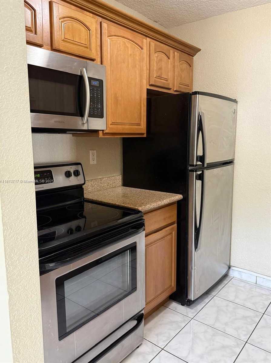 Small Image of 7429 SOUTH WEST 152ND AVE #13-201, Miami Number 4