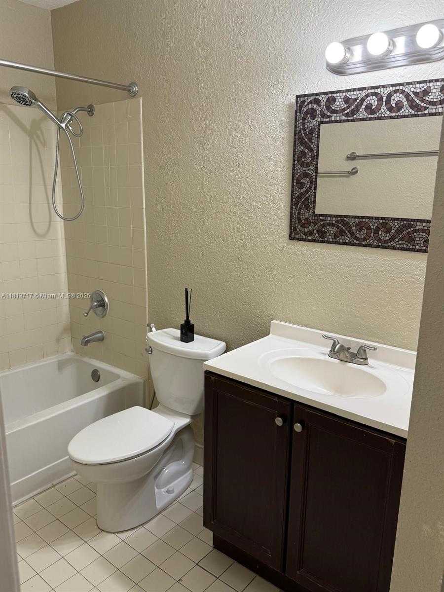Small Image of 7429 SOUTH WEST 152ND AVE #13-201, Miami Number 6