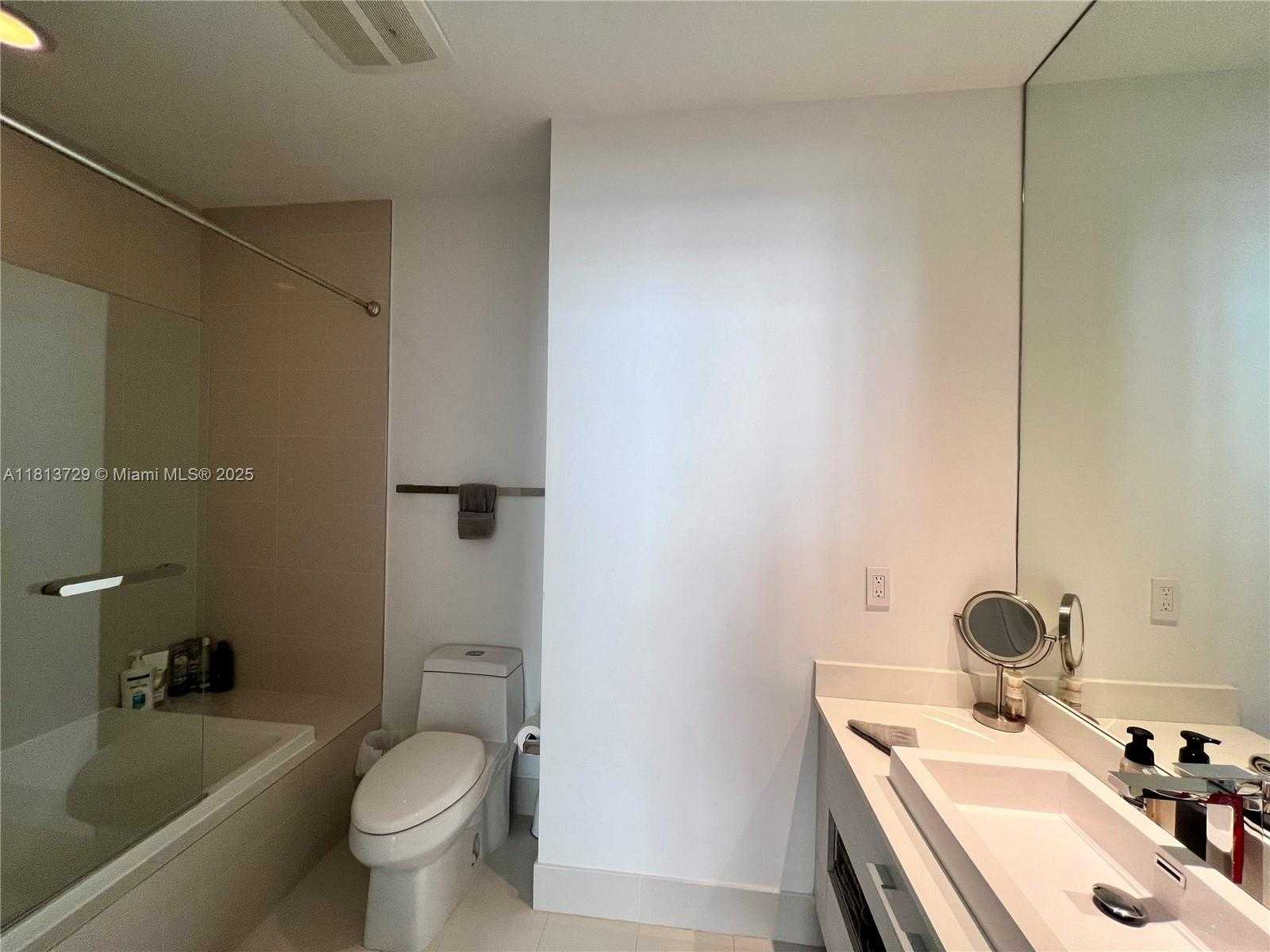 Small Image of 55 SOUTH WEST 9TH ST #4109, Miami Number 7