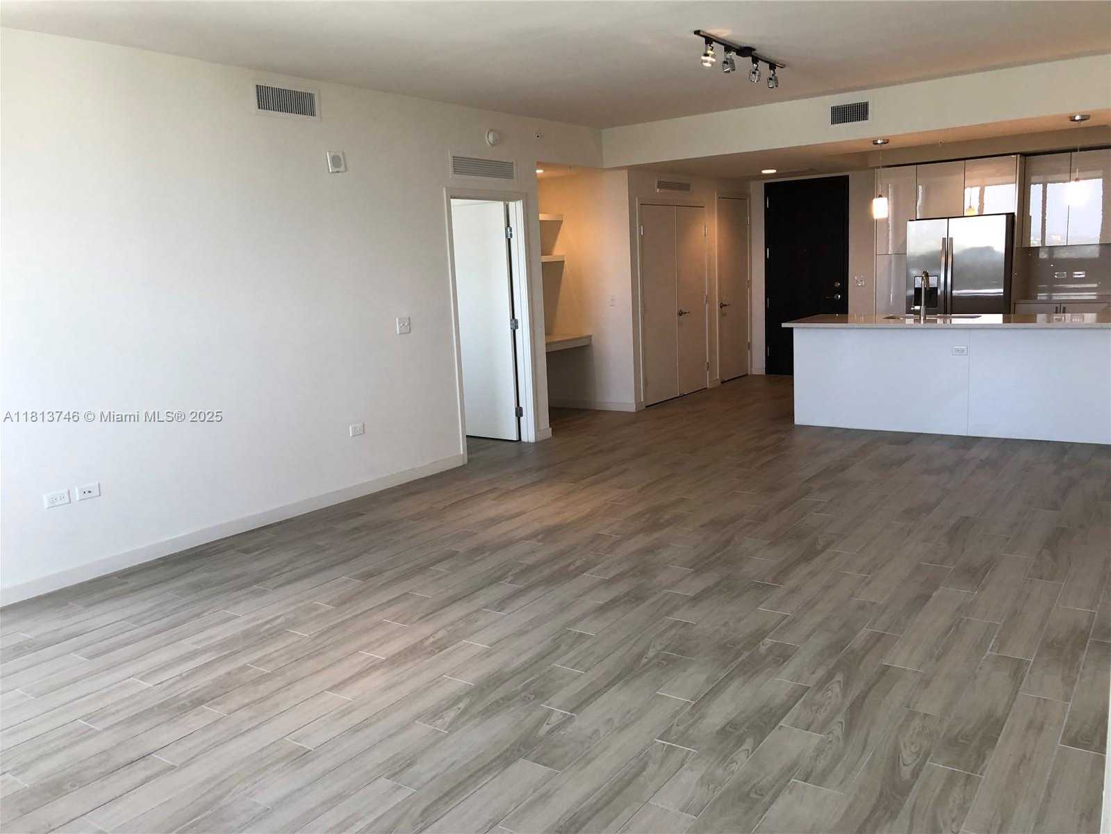 Small Image of 999 SOUTH WEST 1ST AVE #2513, Miami Number 5