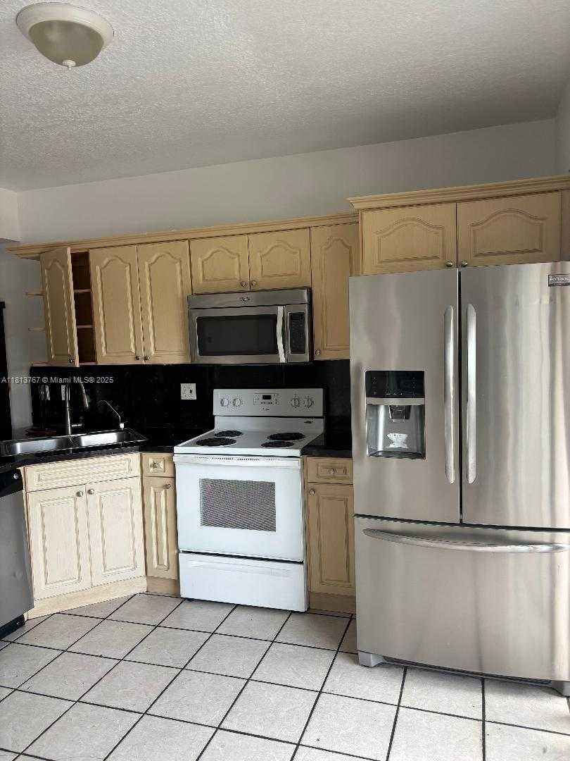 Small Image of 8340 NORTH WEST 103RD ST #205D, Hialeah Gardens Number 3