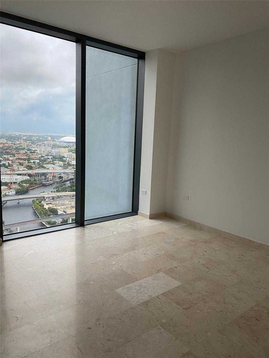Small Image of 68 SOUTH EAST 6TH ST #3604, Miami Number 12