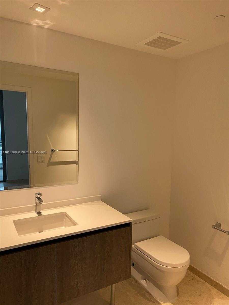 Small Image of 68 SOUTH EAST 6TH ST #3604, Miami Number 18