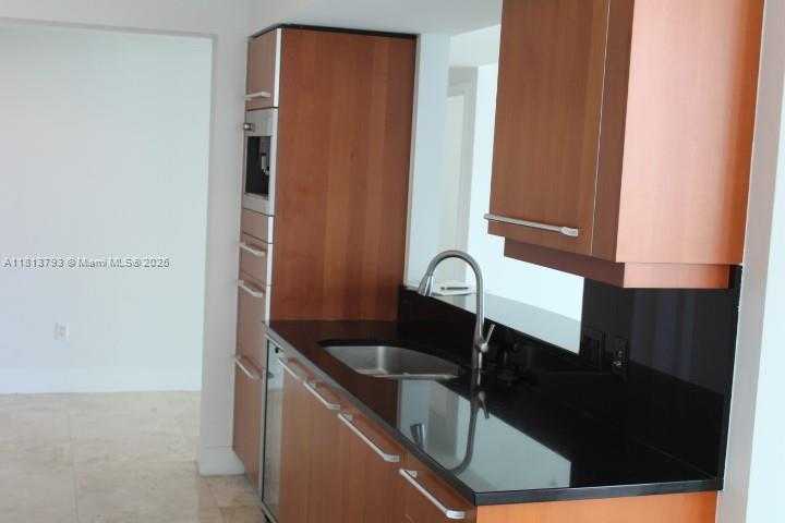 Small Image of 1331 BRICKELL BAY DR #2108, Miami Number 8