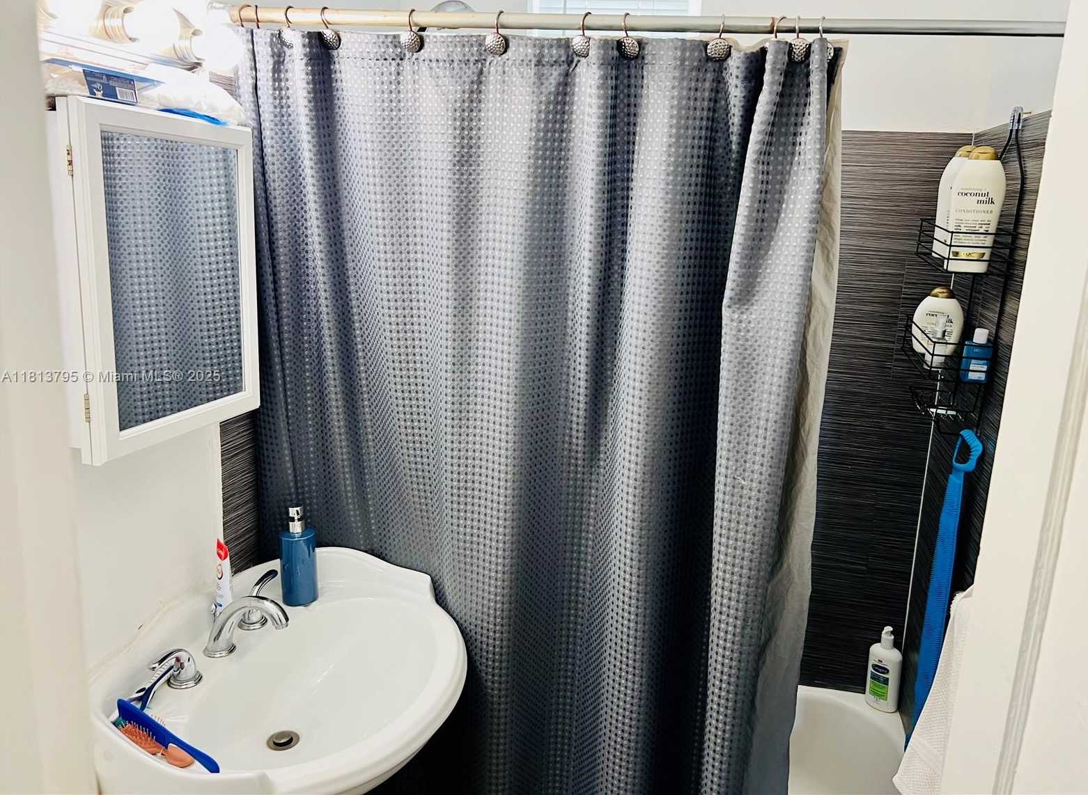 Small Image of 320 80TH ST #6, Miami Beach Number 21