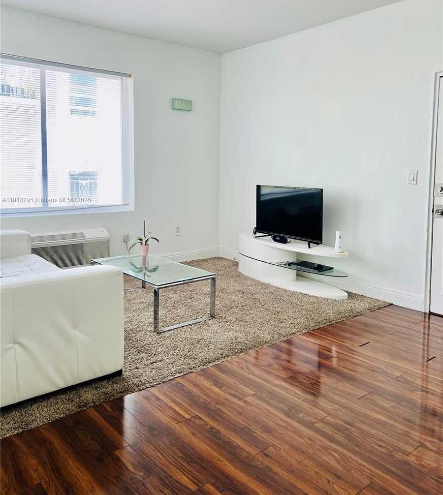 Small Image of 320 80TH ST #6, Miami Beach Number 5